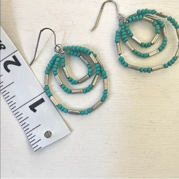 Faux turquoise silver tone beaded earrings - Picture 4 of 10